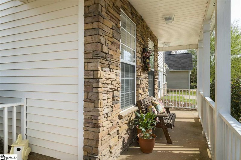 Property image 2 at 4 Revis Creek Court, Simpsonville, SC 29681