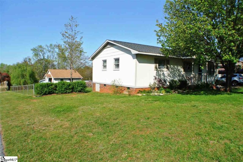 Property image 3 at 101 McKinley Drive, Inman, SC 29349
