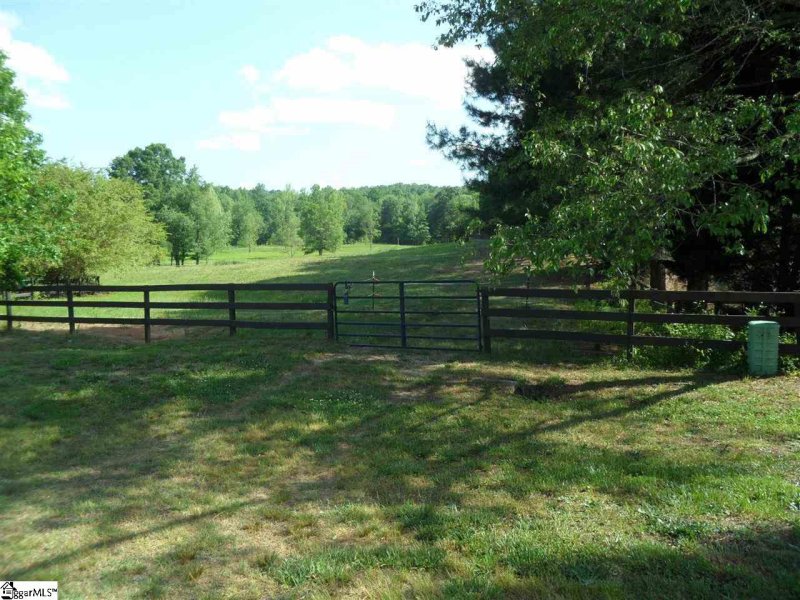 212 Bruce Meadow Road