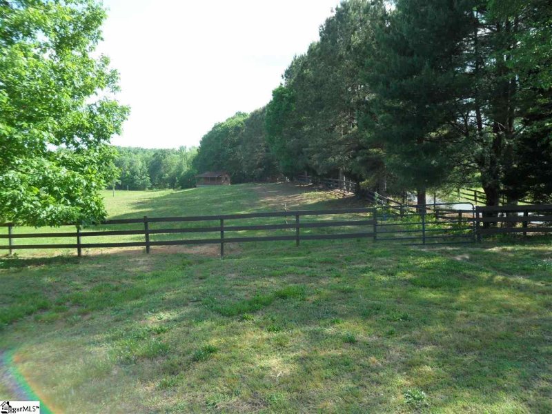Property image 2 at 212 Bruce Meadow Road, Simpsonville, SC 29681