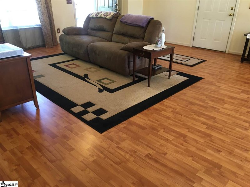 Property image 3 at 104 Butterfly Way, Taylors, SC 29687