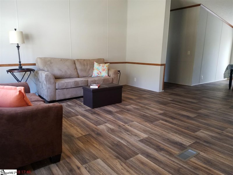 Property image 5 at 403 Sagewood Court, Fountain Inn, SC 29644