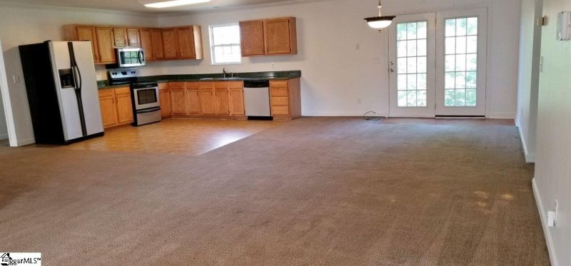 Property image 5 at 100 MALIBU Court, Greenville, SC 29611