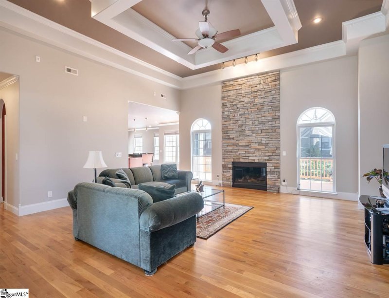 Property image 4 at 1018 Bent Creek Run Drive, Greer, SC 29651