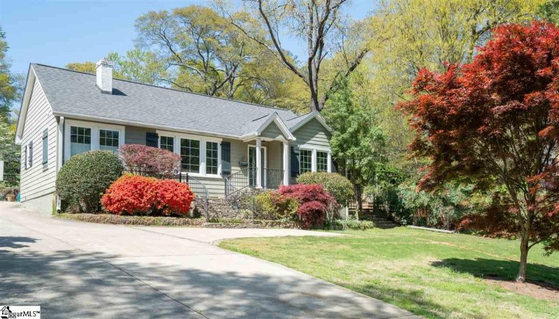 Property image 3 at 19 Rock Creek Drive, Greenville, SC 29605