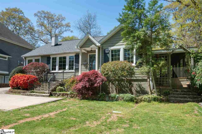 Property image 4 at 19 Rock Creek Drive, Greenville, SC 29605