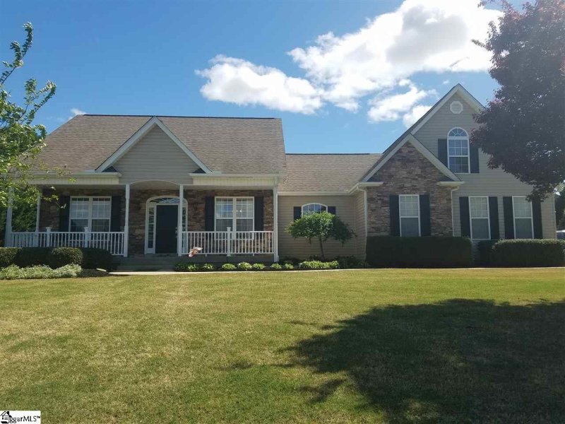 Property image 2 at 713 Brookdale Drive, Greer, SC 29651