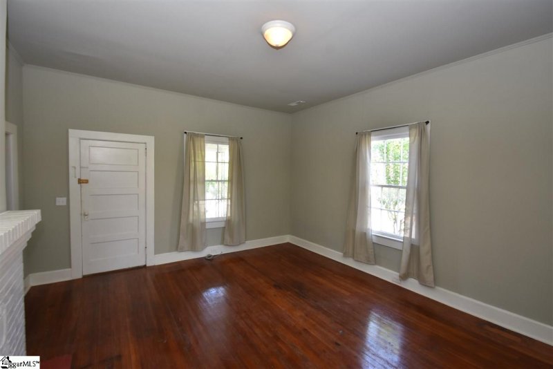 Property image 4 at 2123 Bird Street, Greer, SC 29651