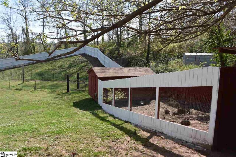 Property image 4 at 2127 Bird Street, Greer, SC 29651