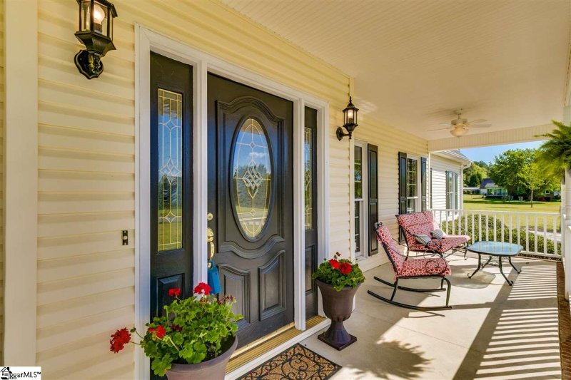 Property image 4 at 205 Pebble Brook Lane, Belton, SC 29627