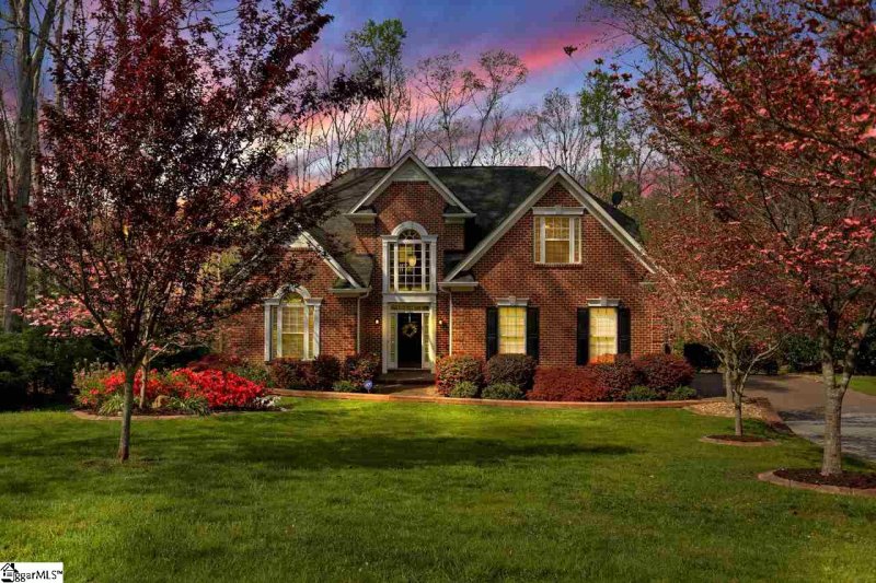 Property image 4 at 209 Yorkswell Lane, Greenville, SC 29607