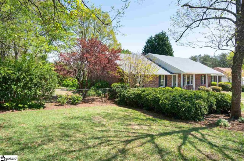 Property image 2 at 164 Bellamy Close, Greer, SC 29651