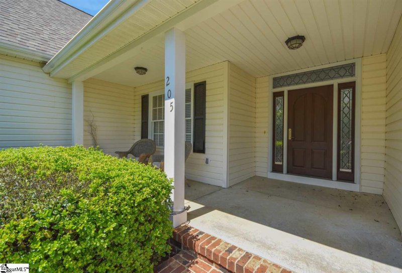 Property image 4 at 205 Alcott Court, Simpsonville, SC 29681