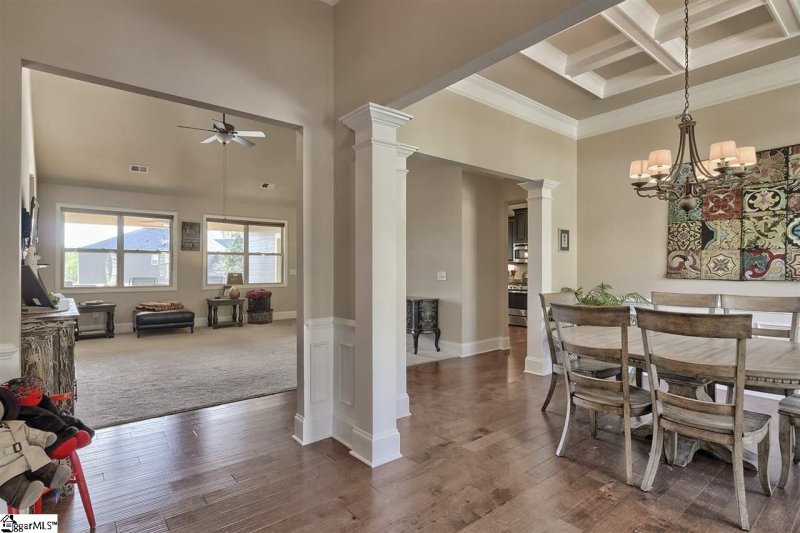 Property image 3 at 100 Crest Hill Drive, Fountain Inn, SC 29644