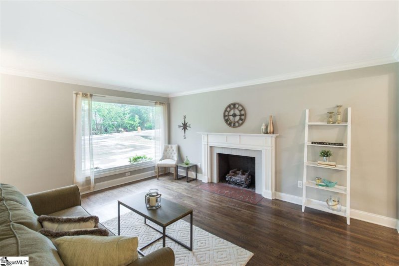 Property image 3 at 211 Broughton Drive, Greenville, SC 29609