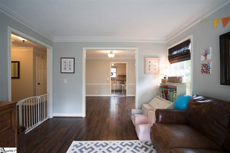 Property image 3 at 15 Old Taylor Court, Greenville, SC 29615