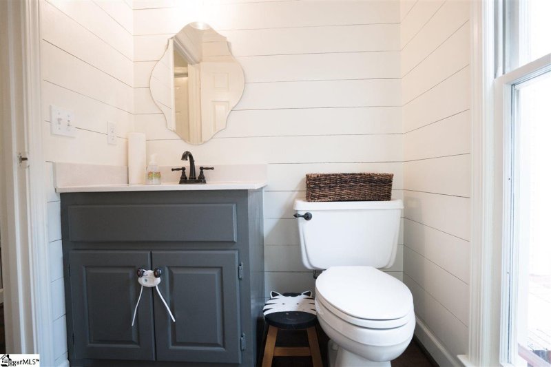 Property image 5 at 15 Old Taylor Court, Greenville, SC 29615