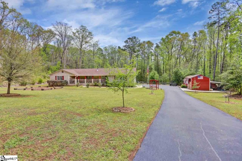 Property image 3 at 103 Kingswood Circle, Simpsonville, SC 29681