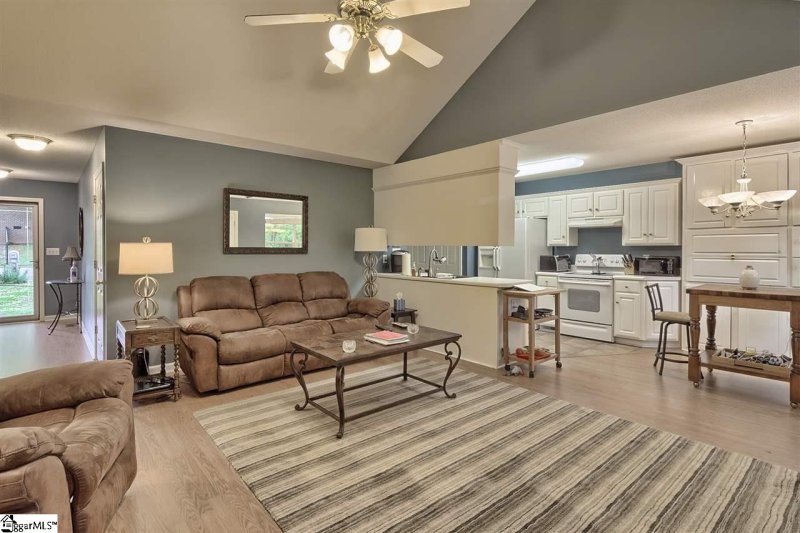 Property image 4 at 111 Woodbridge Court, Anderson, SC 29621