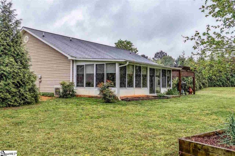 Property image 4 at 121 Templewood Court, Williamston, SC 29697-9152