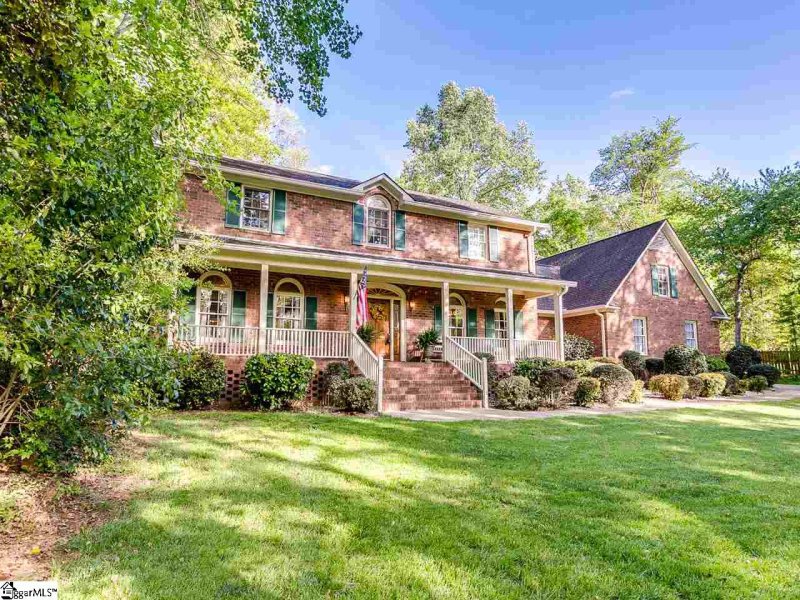 Property image 2 at 415 Woodgrove Trace, Spartanburg, SC 29301