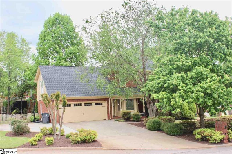 Property image 2 at 213 Sugar Mill Road, Greer, SC 29650