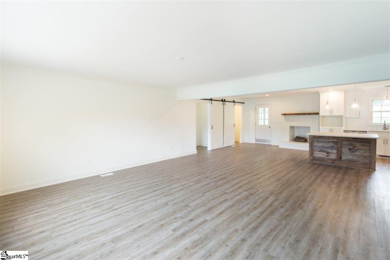 Property image 4 at 205 Walker Springs Road, Taylors, SC 29687