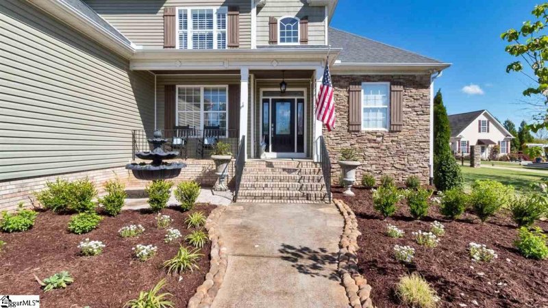 Property image 2 at 614 Dills Farm Way, Greer, SC 29651