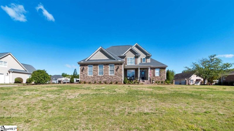 Property image 3 at 614 Dills Farm Way, Greer, SC 29651