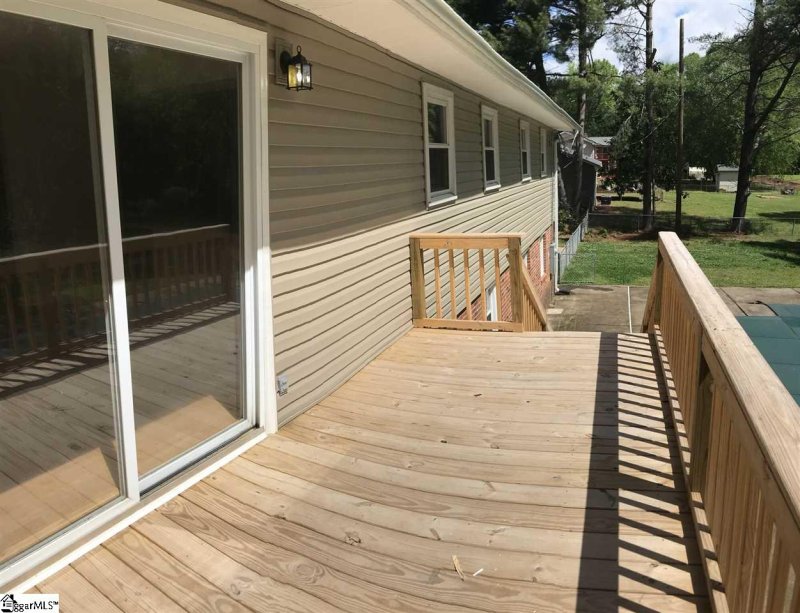 Property image 3 at 202 Plano Drive, Greenville, SC 29617