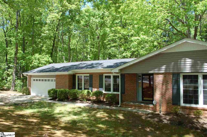 Property image 2 at 514 Edwards Mill Road, Taylors, SC 29687