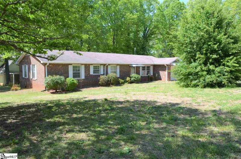 Property image 3 at 300 Colony Road, Travelers Rest, SC 29690
