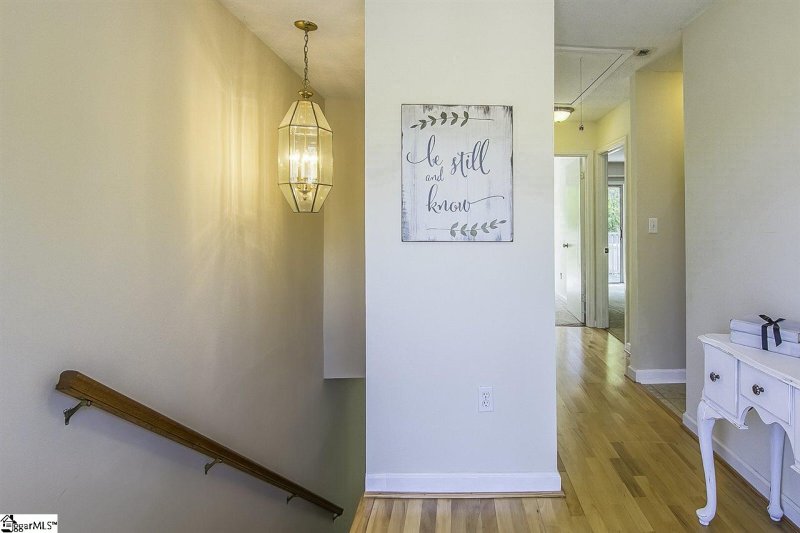 Property image 3 at 112 Royal Court, Greenville, SC 29611