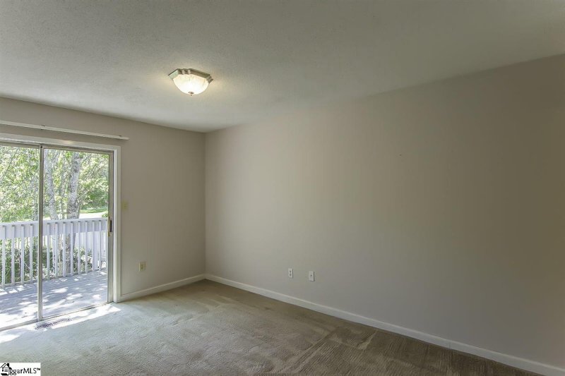 Property image 4 at 112 Royal Court, Greenville, SC 29611