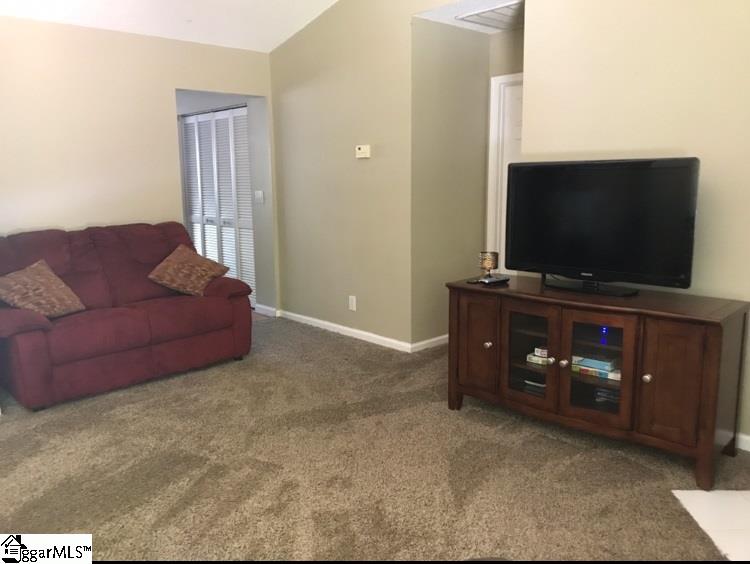 Property image 3 at 112 Stone Brook Court, Taylors, SC 29687