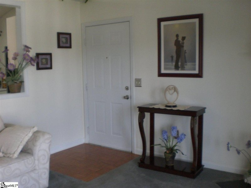 Property image 2 at 907 Pelham Square Way, Greer, SC 29650