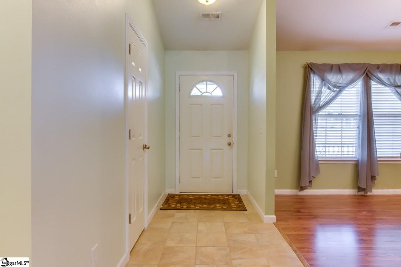 Property image 4 at 19 Long Pond Court, Greer, SC 29651