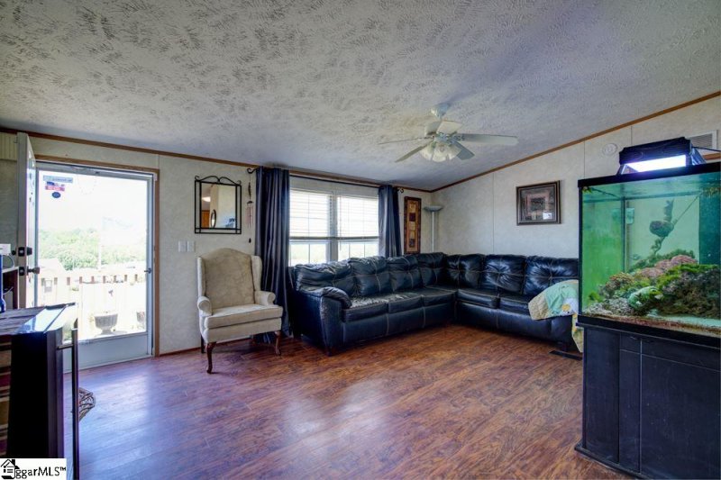 Property image 5 at 107 Sweetwater Court, Greenville, SC 29611