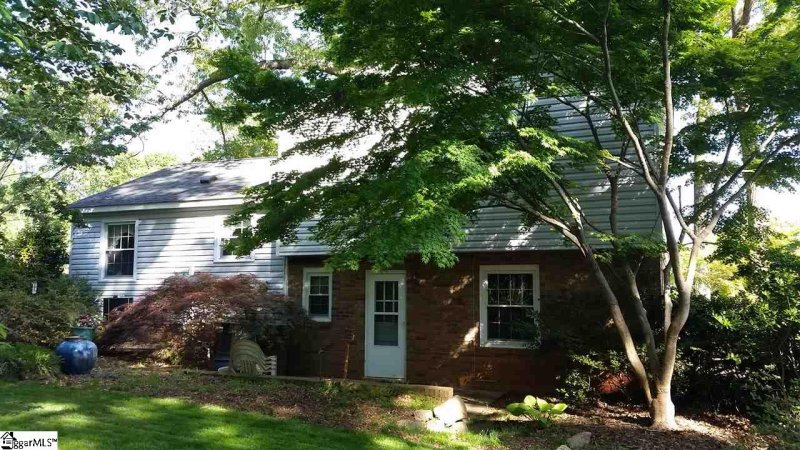 Property image 2 at 4816 Crosscreek Lane, Greenville, SC 29615