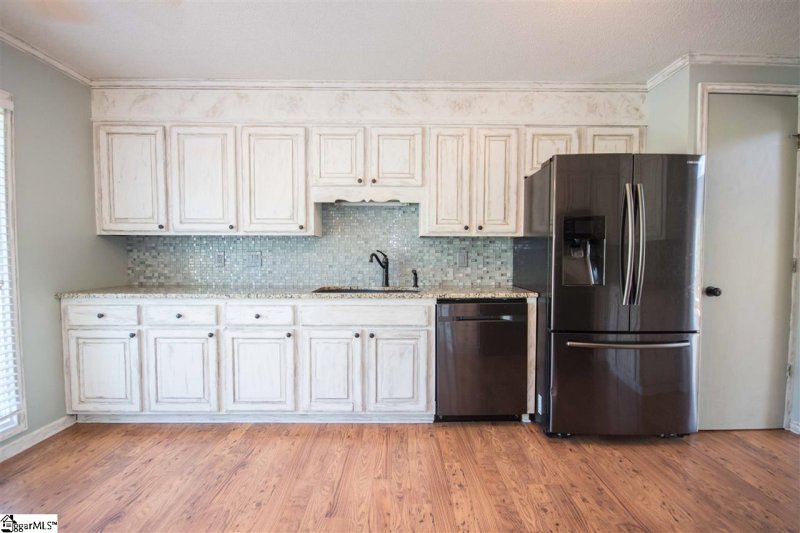 Property image 4 at 230 Woodfield Drive, Easley, SC 29642