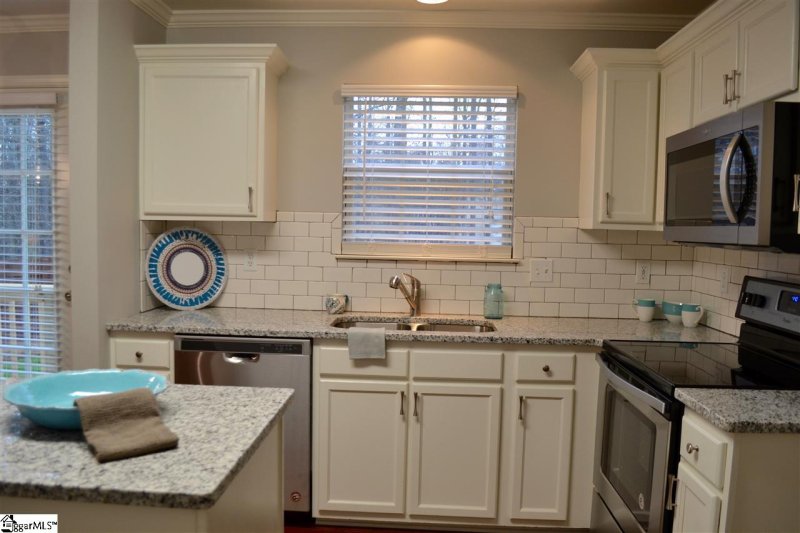 Property image 2 at 508 Scarlet Oak Drive, Fountain Inn, SC 29644