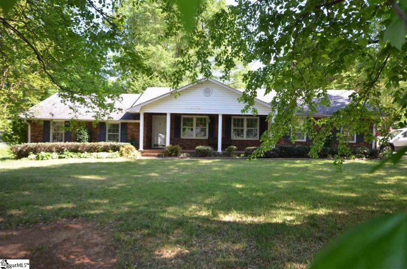 422 Wedgewood Drive
