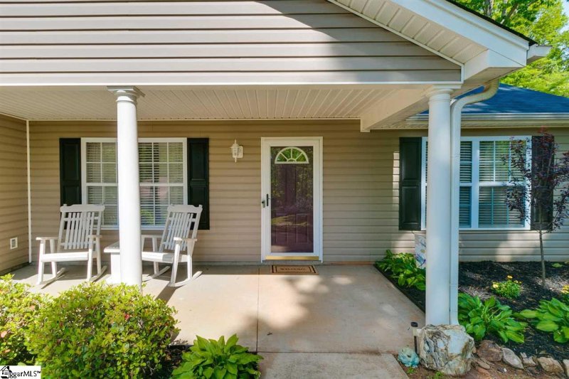 Property image 2 at 5 Stradley Terrace, Greenville, SC 29617