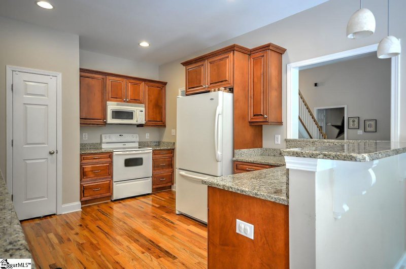 Property image 3 at 467 Sunset Pointe Drive, Lyman, SC 29365