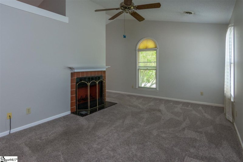 Property image 3 at 115 Daniel Court, Mauldin, SC 29662