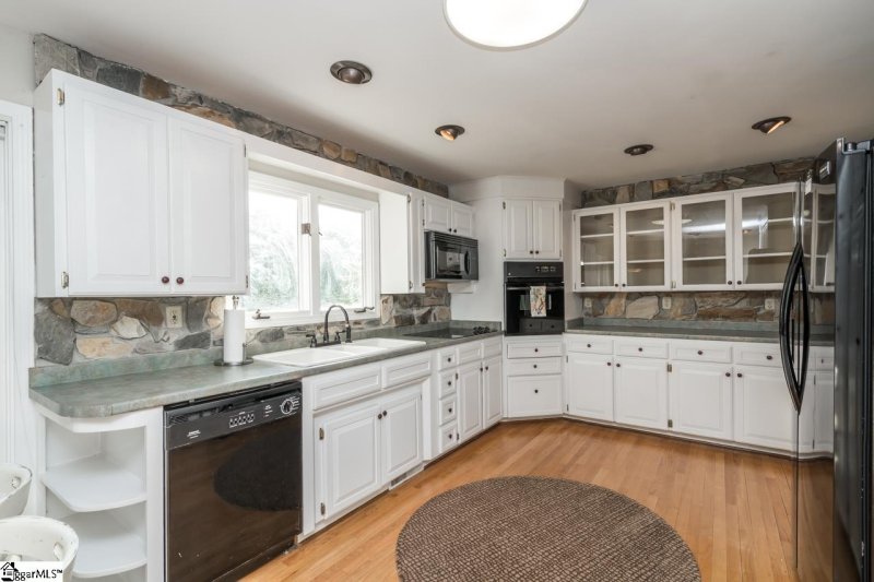 Property image 3 at 706 Lakewinds Boulevard, Inman, SC 29349