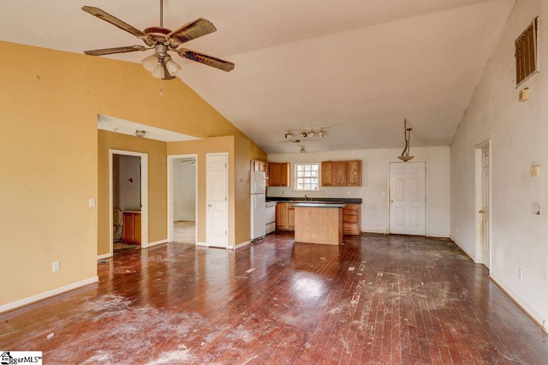 Property image 2 at 711 HAYDEN Court, Taylors, SC 29687-5546