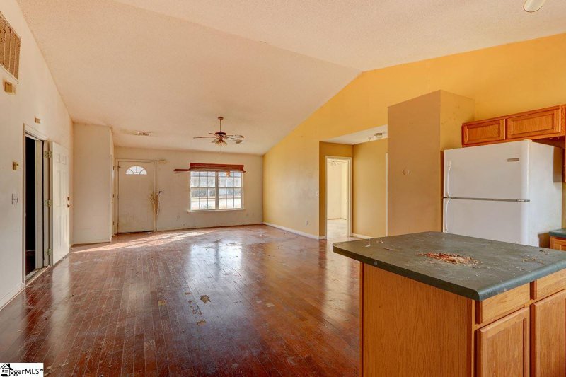 Property image 4 at 711 HAYDEN Court, Taylors, SC 29687-5546