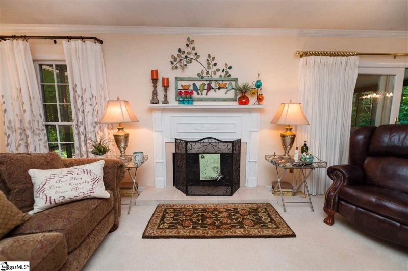 Property image 3 at 900 Sussex Court, Spartanburg, SC 29301