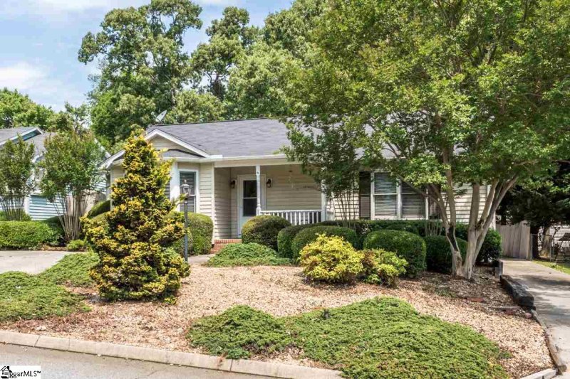 Property image 2 at 119 Charmar Way, Taylors, SC 29687